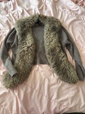 Chunky Knit Shrug with Faux Fur Trim - Taupe